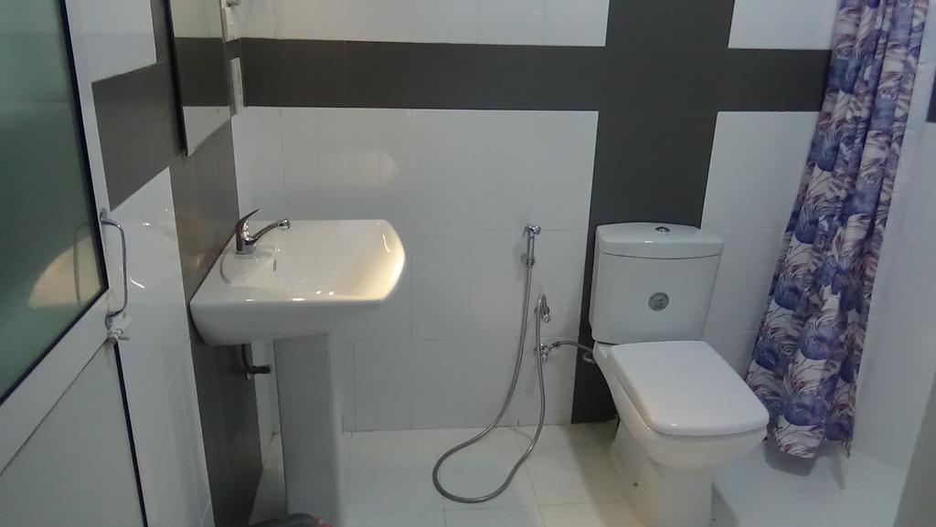 Aaranya Residence Канди Екстериор снимка